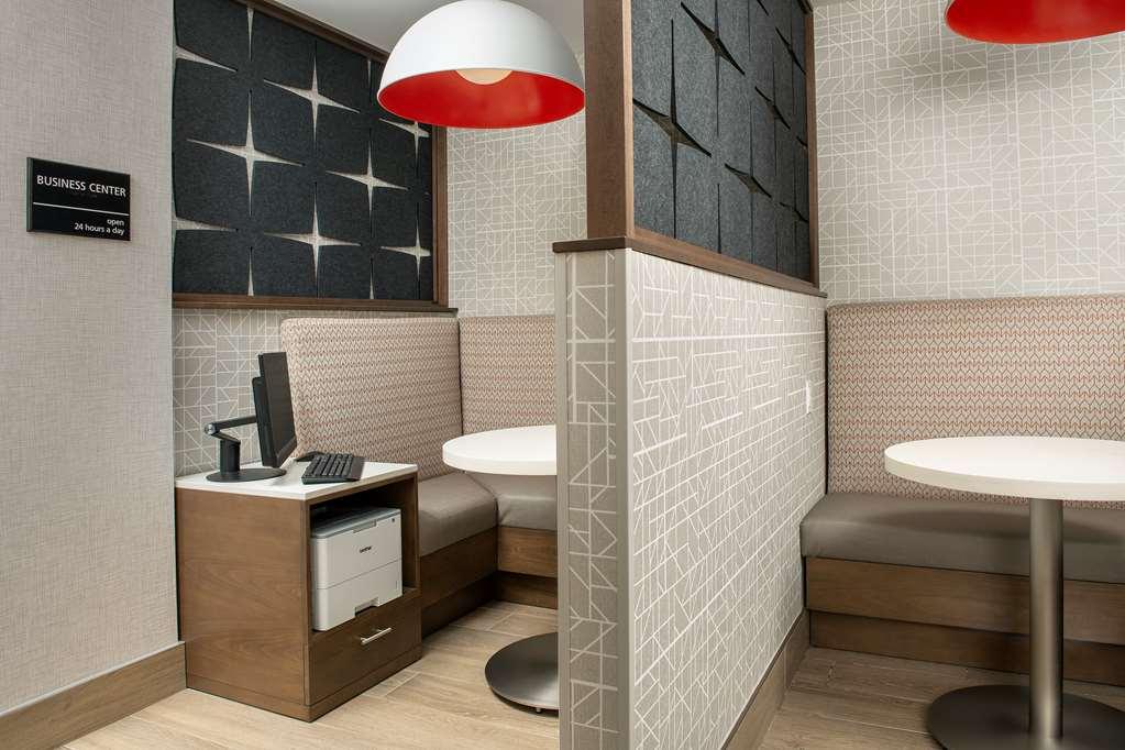 Hampton Inn Warroad Facilities photo